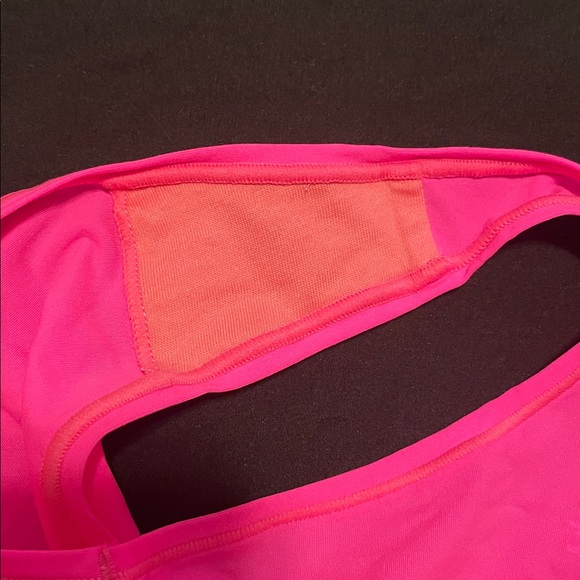 Pink matching bra and panty set - Picture 4 of 4